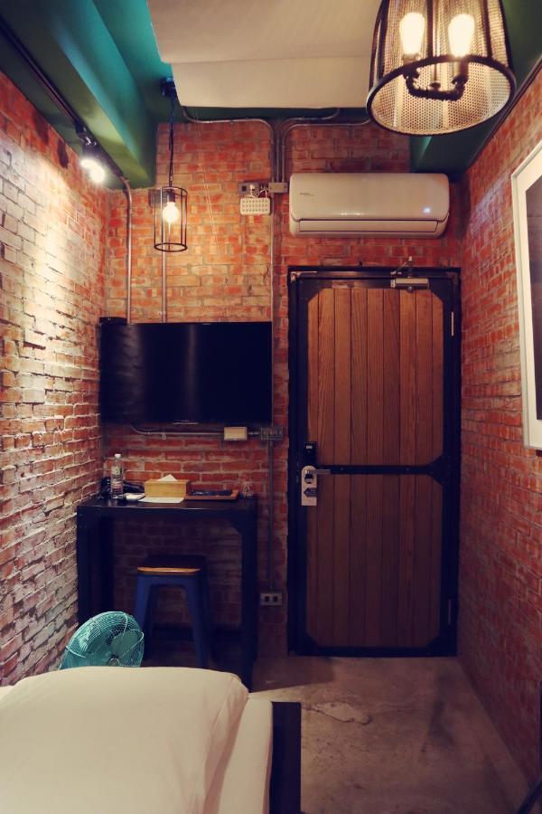 Travel Charger Hostel Hualien Dış mekan fotoğraf